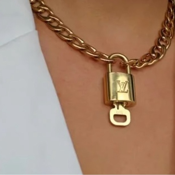 Louis Vuitton Brass 317 lock and key - Picture 4 of 4